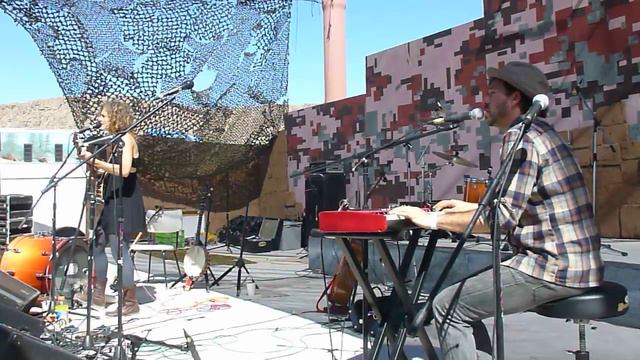 Abigail Washburn @ Joshua Tree Roots Music Festival 2011 смотреть онлайн