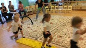 Физкультурное занятие. Младшая группа
