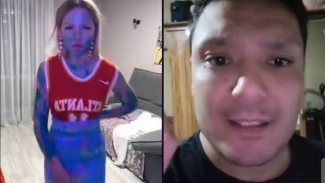 девушка проиграла  на полотенцах желание