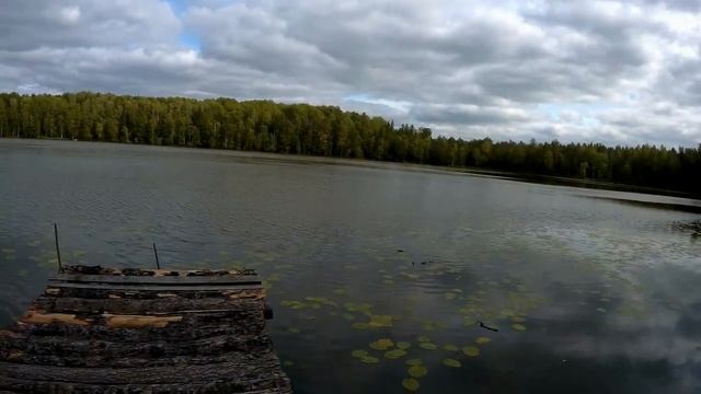 ТЕВРИЗ ЧАСТЬ 2 РЫБАЛКА НА ТАЁЖНОМ ОЗЕРЕ ВЕЛИЧЕСТВЕННАЯ КРАСОТА И ПОКОЙ ЛОВИМ КАРАСЯ ЩУКУ