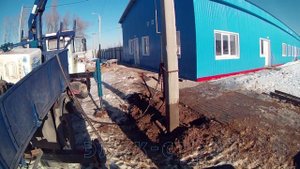 Ямобур DHS 3000A, работа с гидродомкратом.