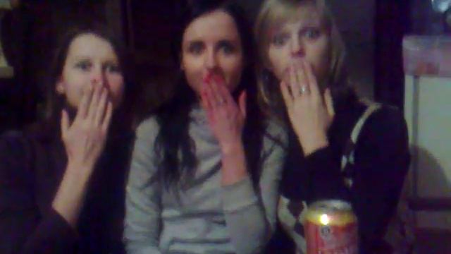 Надо делать большие глаза))) смотреть онлайн