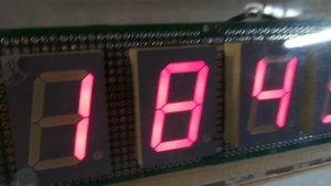 Часы на светодиодных индикаторах своими руками