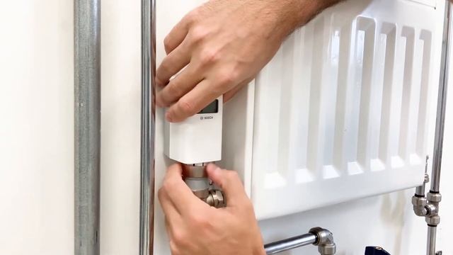 For Homeowners - How to factory reset an eTRV смотреть онлайн