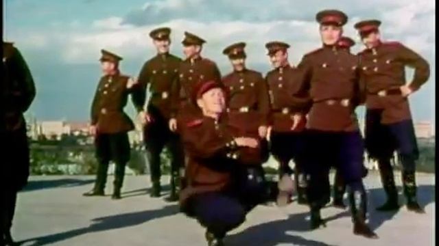 Советские солдаты танцуют / Soldier's dance - The Alexandrov Ensemble (1965).mp4