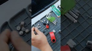 Замена батареек в замке с сигнализацией на тормозной диск для мотоцикла