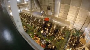 Самый большой в мире судовой поршень.