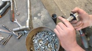 Самодельный клепальник для резьбовых ЗАКЛЁПОК из хлама.