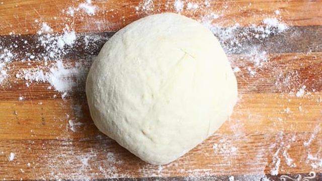 Пицца с ананасами