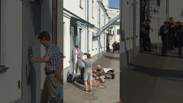 Киево-Печерская лавра. Заповедник запер 69 корпус на свой замок