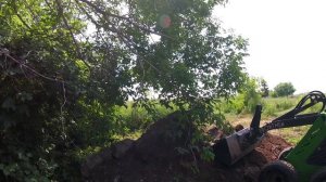 Мини-погрузчик FRONTMEN. Восстановление плотины