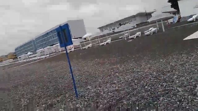 Адлер. Пляж "ЗОЛОТОЙ ОГОНЕК". Самый хороший пляж в Центре Адлера.