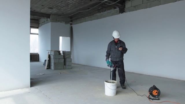 Улетный миксер - ремонт гастарбайтера. Строительный миксер Stomer (Стомер) - сила в действии! смотреть онлайн