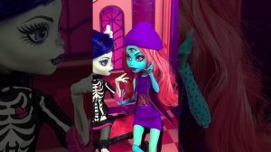 ТРЕХГЛАЗКА ТЕЛЕПАТКА?  #monsterhigh