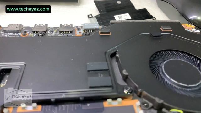 Lenovo Legion Pro 7 ( 16IRX8H ) disassembly & upgrade ram