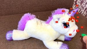 мисс Томирис играет в доктора, лечит людей и зверей!