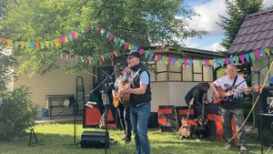 Бутылка кефира (ЧАЙФ Cover) 2023