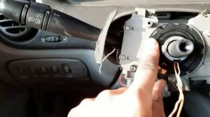 Renault scenic. Не работает сигнал.