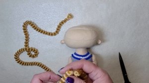 Текстильная кукла.Подробный МК.Как пришить трессы-жгутики и ушки.