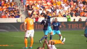 GOAL: Chad Marshall scores a 94th minute equalizer vs the Houston Dynamo