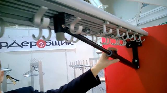 Вешалка настенная, складная. Обзор гардеробной системы Клаппгардероб