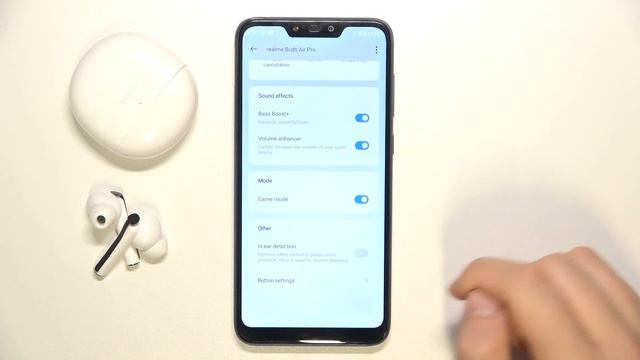 How to Turn On & Off in ear Detection on Realme Air Buds Pro?
