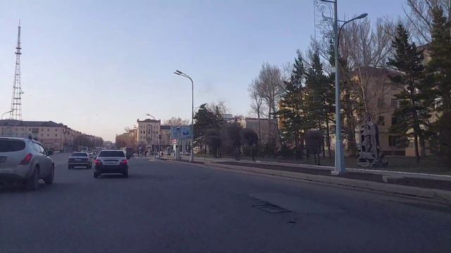 Караганда.19. 04.23г.Весна. Бухар Жырау.