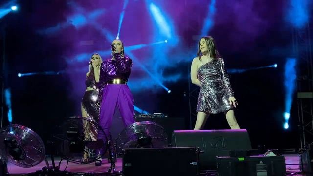 Стрелки - Шипы и розы, Диско 90-х 17.02.23 смотреть онлайн