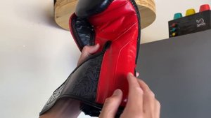 Cleto Reyes High Precision Boxing Gloves REVIEW- IMPRESSIVE PERFORMING GLOVE WITH ONE BIG FLAW!