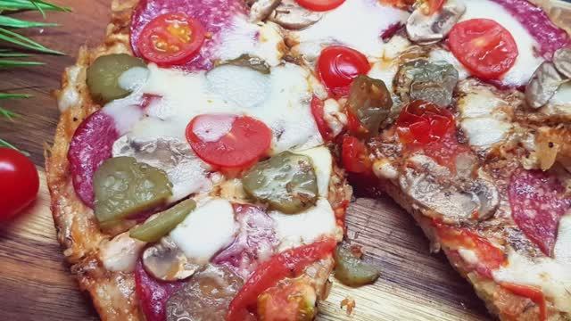 ХУДЕЕМ ВКУСНО! Капустная лепешка а-ля ПИЦЦА