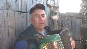 Домик с окнами в сад