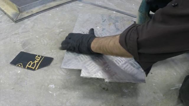 Fixing a hole in an aluminium boat without welding смотреть онлайн