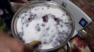 Как сварить вкусное варенье из черники.