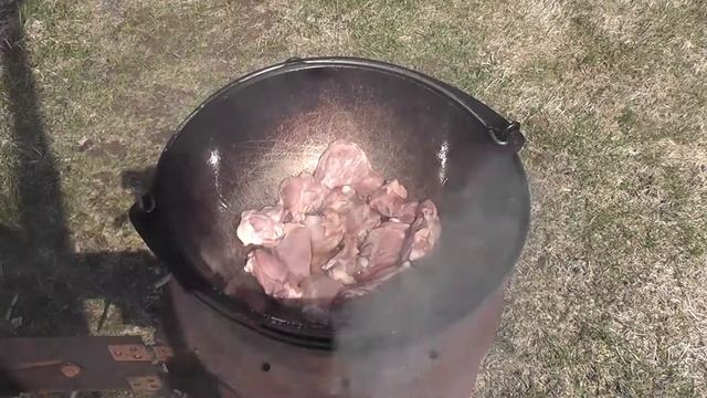 ЧАХОХБИЛИ В КАЗАНЕ на костре смотреть онлайн