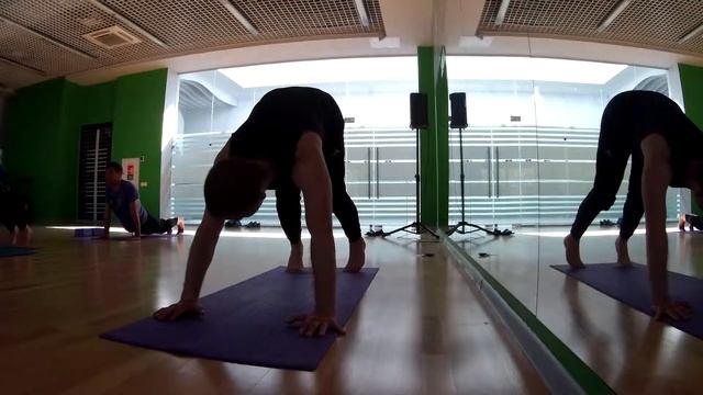 Волк воет на луну, а ты куда? смотреть онлайн