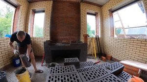 Кирпичный мангал в загородном доме...