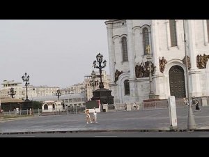 Храм Христа Спасителя полный, звон колоколов