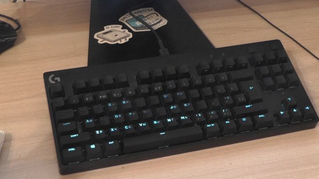 Как включить функцию визуализатор звука или цветомузыка на игровой клавиатуре Logitech G Pro ? смотреть онлайн