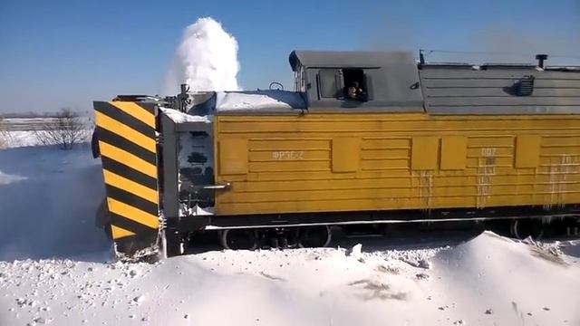 ФРЭС 2 + 2ТЭ10 смотреть онлайн