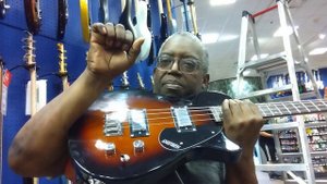 GRETSCH G2220 Junior Jet Bass II - maxproud
