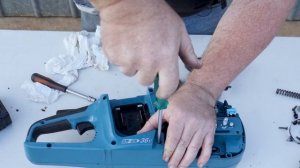Makita Brushless Chainsaw DUC353/DUC355/XCU03 Review and Teardown