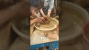 Как делают вазы из глины
