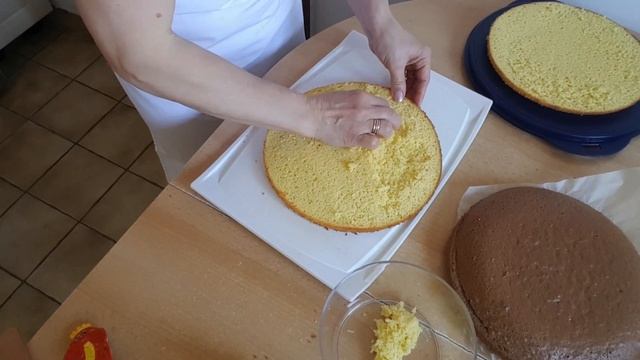 Бисквитный Торт.Krümel-Torte.Бисквитный Торт обсыпанный Крошкой