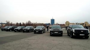 Кортеж из внедорожников. Выпуск офицеров ЧВВАКУШ Челябинск. 30 октября 2021 года.