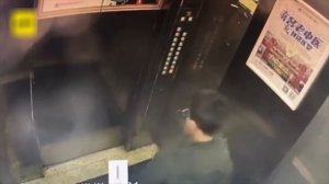 ПОСЛЕДНИЕ НОВОСТИ ИЗ КИТАЯ | ПОДРОСТОК ЗАСТРЯЛ В ЛИФТЕ | ИНОСТРАНЕЦ КУРИТ В МЕТРО | РУССКИЙ БУРГЕР