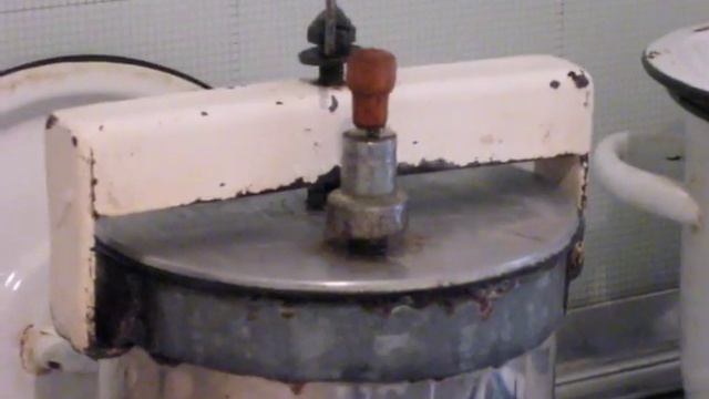 Скороварка - просто из электро-чайника неработающего. смотреть онлайн