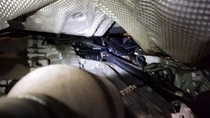 Замена стартера на Mercedes A-Klasse W169. Видео №3