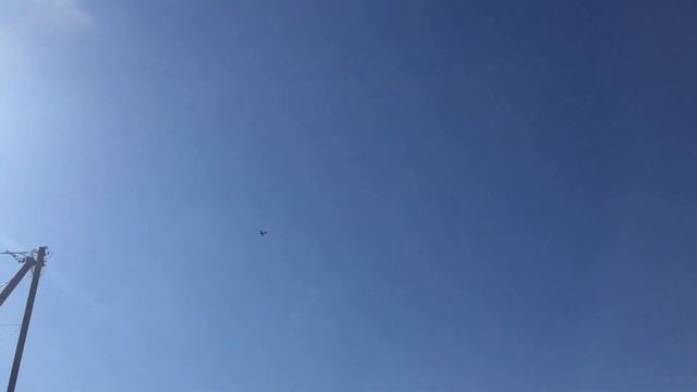 Пугаю сестрёнку || Карантин на даче😷 05.05.2020😻 смотреть онлайн