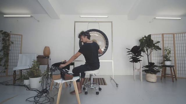 Syntonic Sound Meditation / Planetary Earth Gong - Synthesisers drone смотреть онлайн