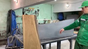 Стол дерево и архитектурный бетон